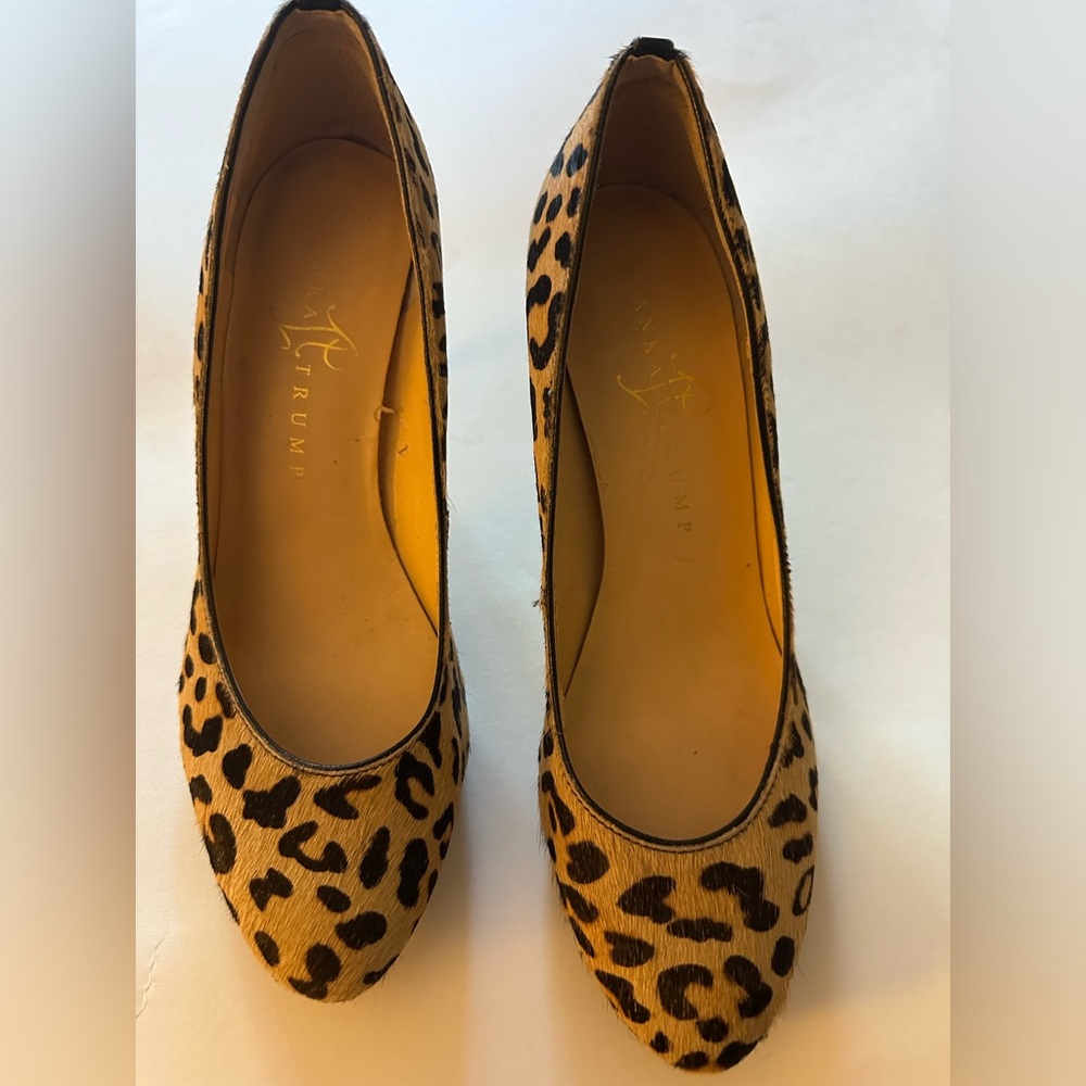 Ivanka Trump Leopard Animal Print Pump Heel Shoe Leather Calf Hair size …